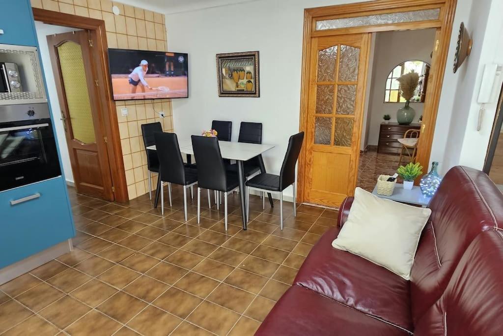 Apartamento Turistico Ma&Lu Pozo Alcón المظهر الخارجي الصورة